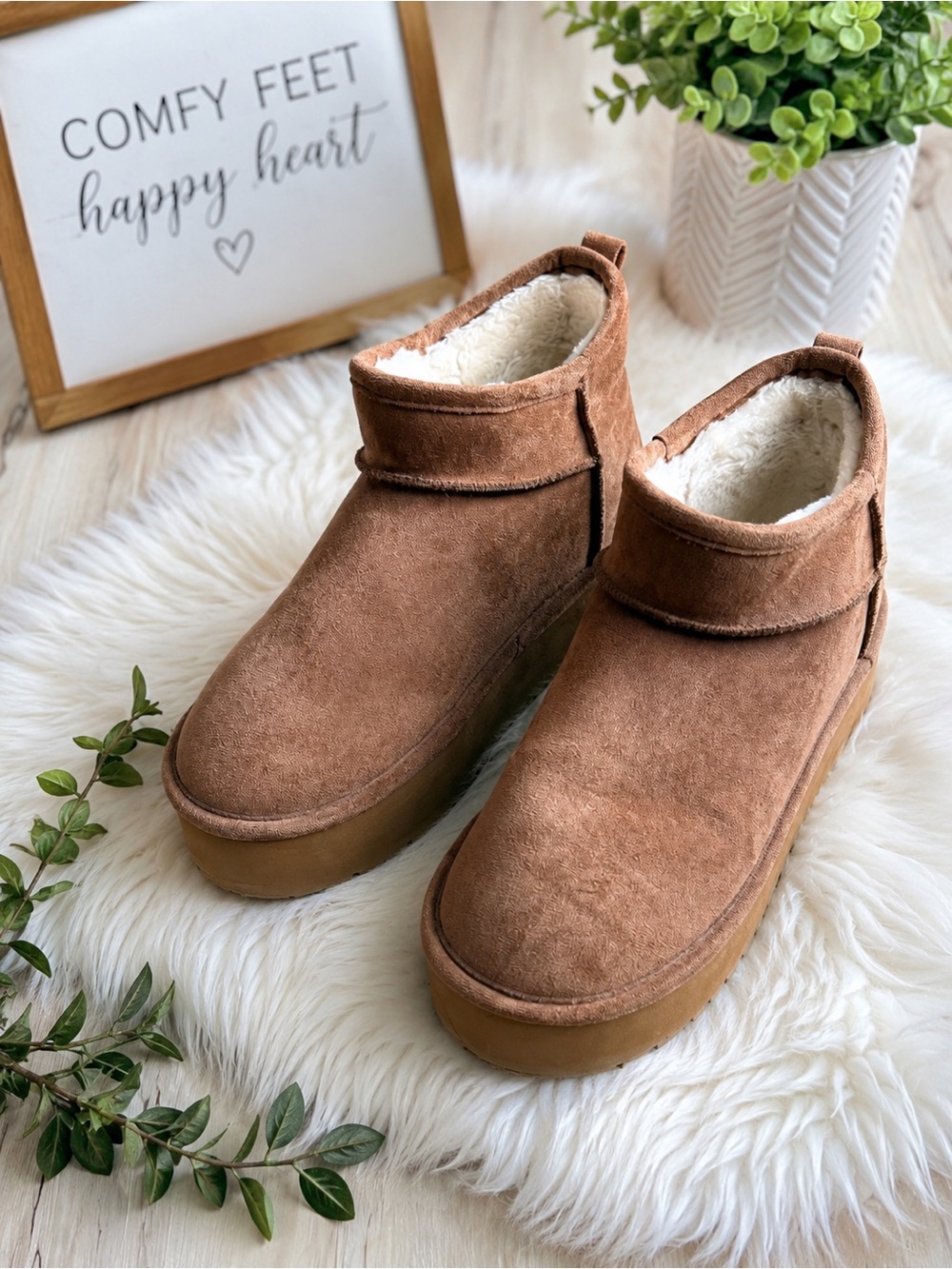 Steve Madden Faux Suede Platform Cozy Ankle Boots Slippers Women’s 8